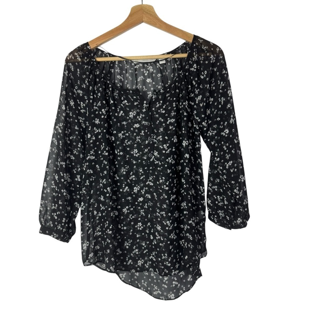 LC Lauren Conrad Black &‎ White Floral Sheer Long Sleeve Blouse XS